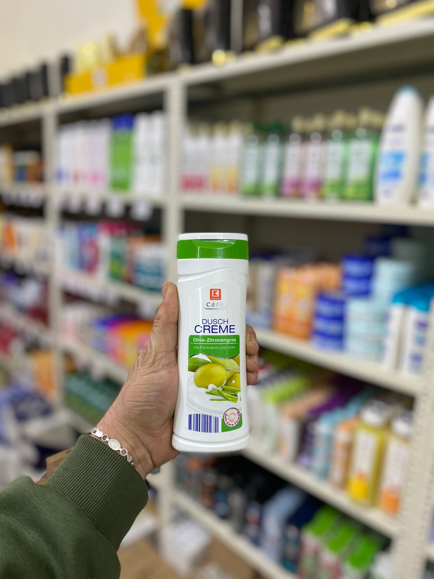 CARE DUSCH CREME with olive oil. 300ml