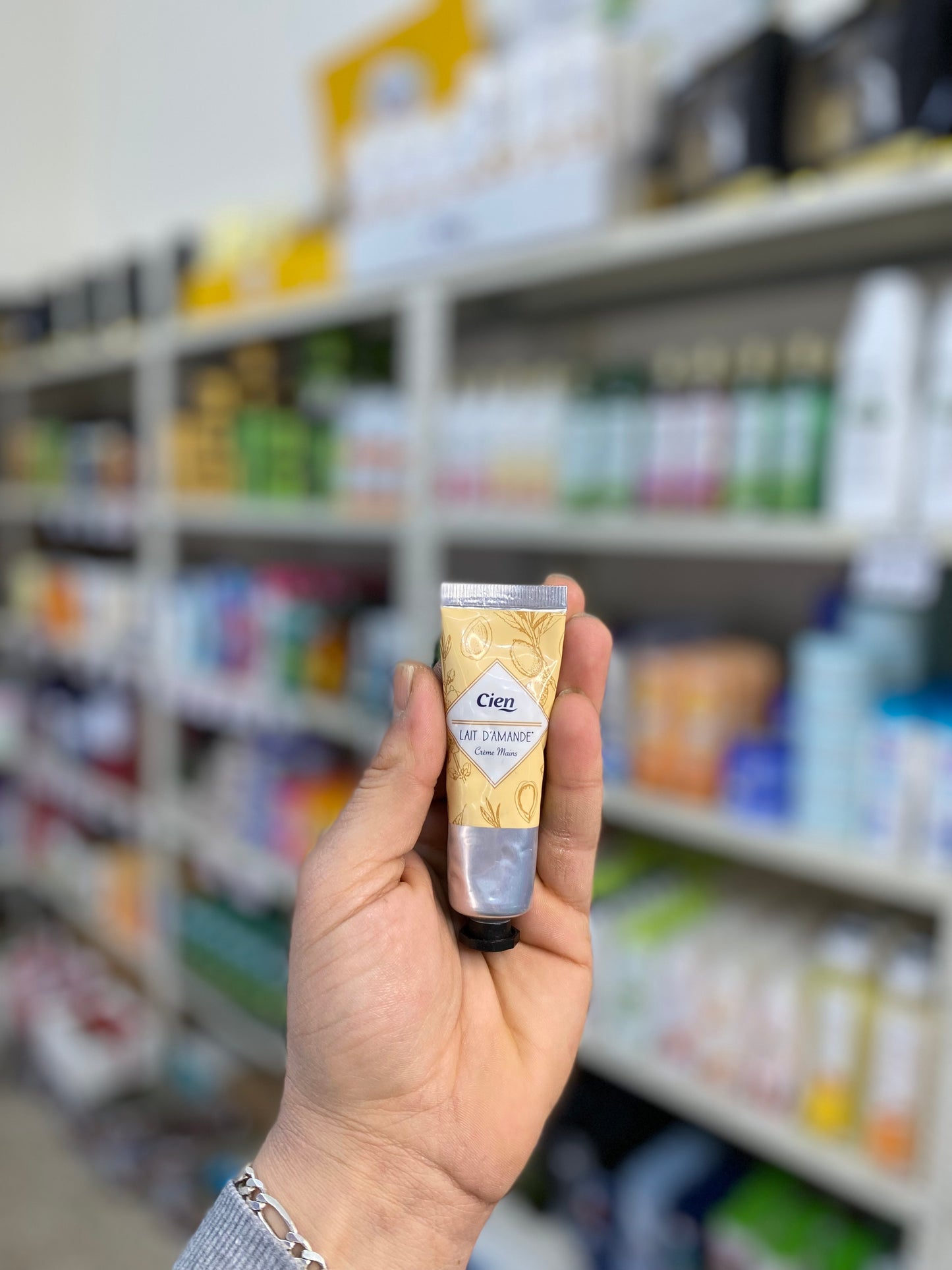 Cien hand lotion LAIT D'AMANDE 30ml