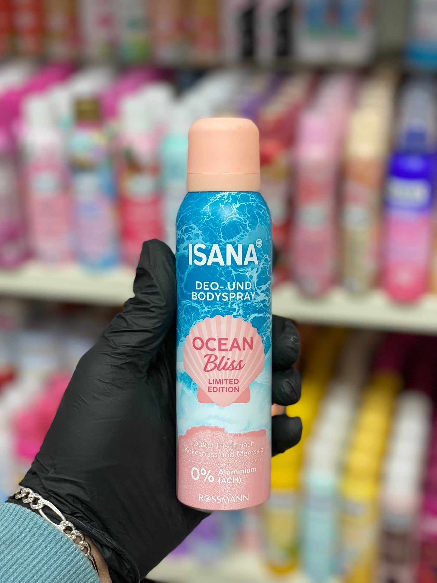 Isana Deodorant Deo-Body Spray. 150ml