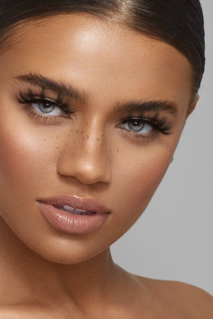 3D REALISTIC EYELASHES
4 Styles For the Perfect Eye Makeup
