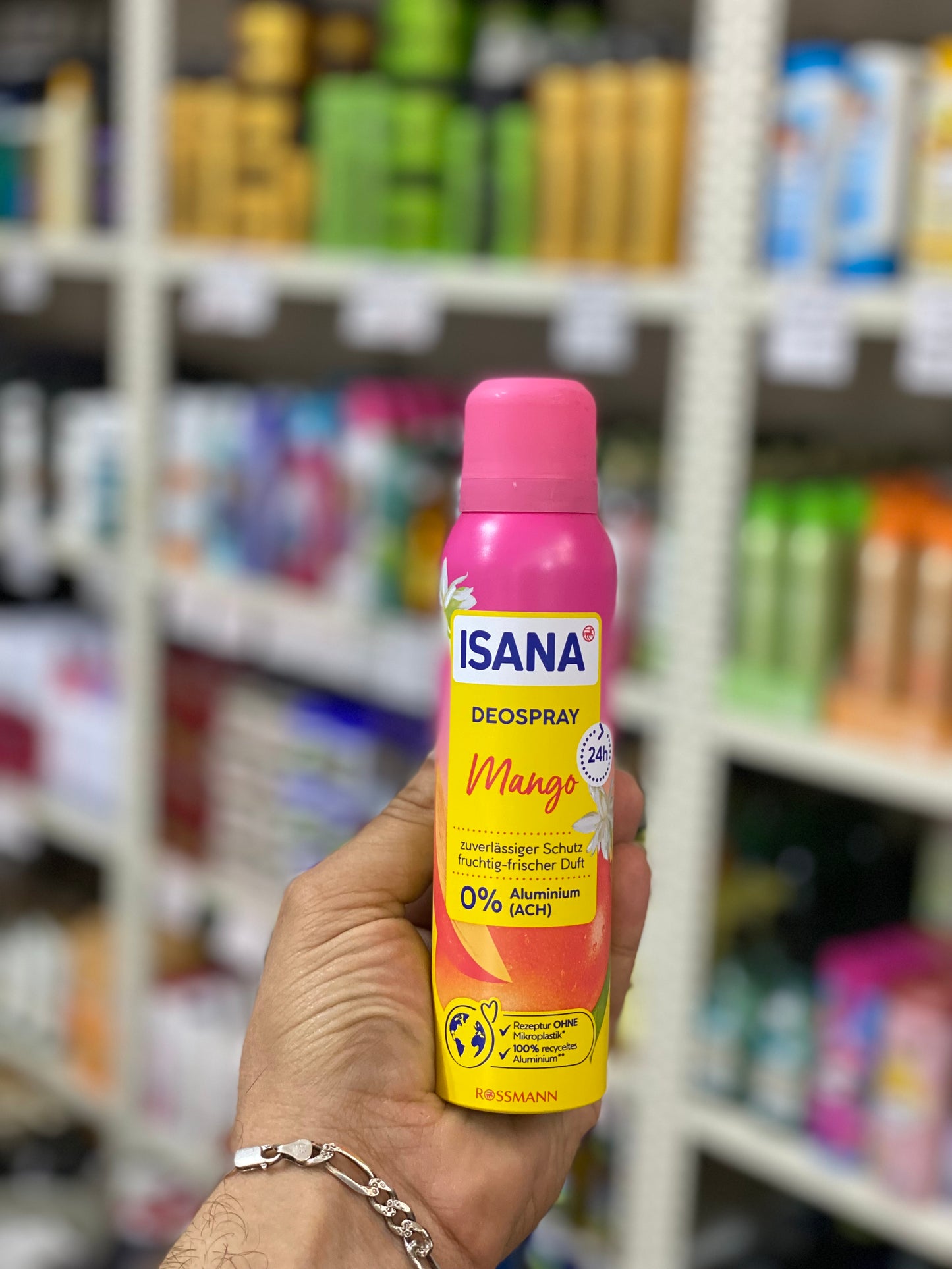 Isana Deodorant Deo-Body Spray. 150ml