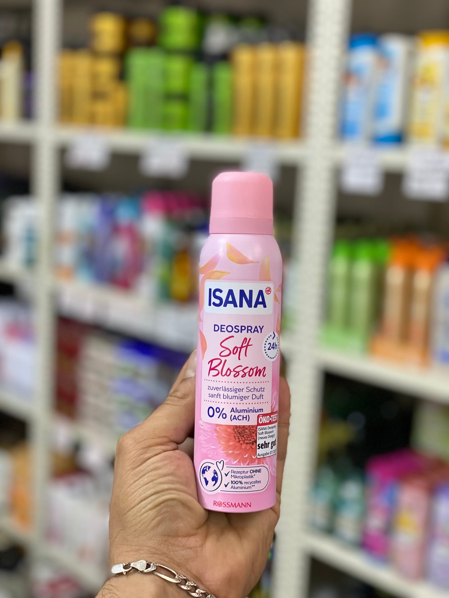 Isana Deodorant Deo-Body Spray. 150ml