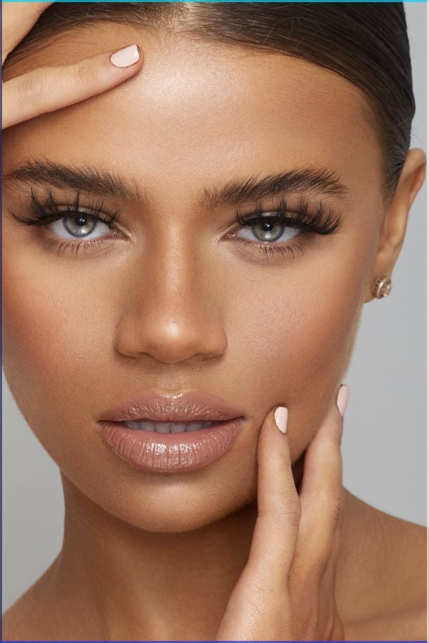 3D REALISTIC EYELASHES
4 Styles For the Perfect Eye Makeup