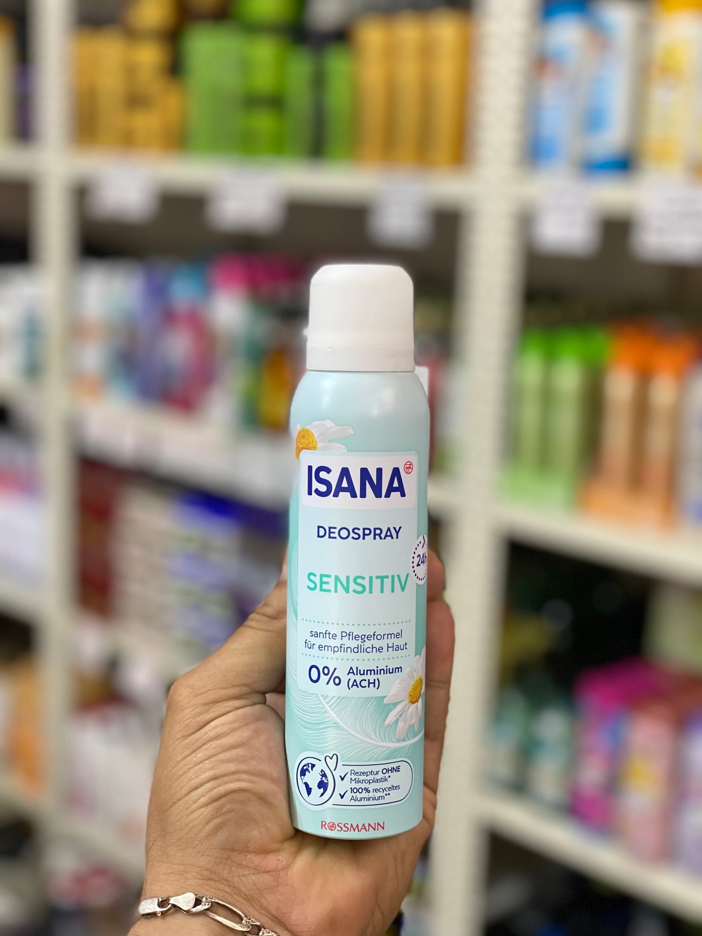 Isana Deodorant Deo-Body Spray. 150ml