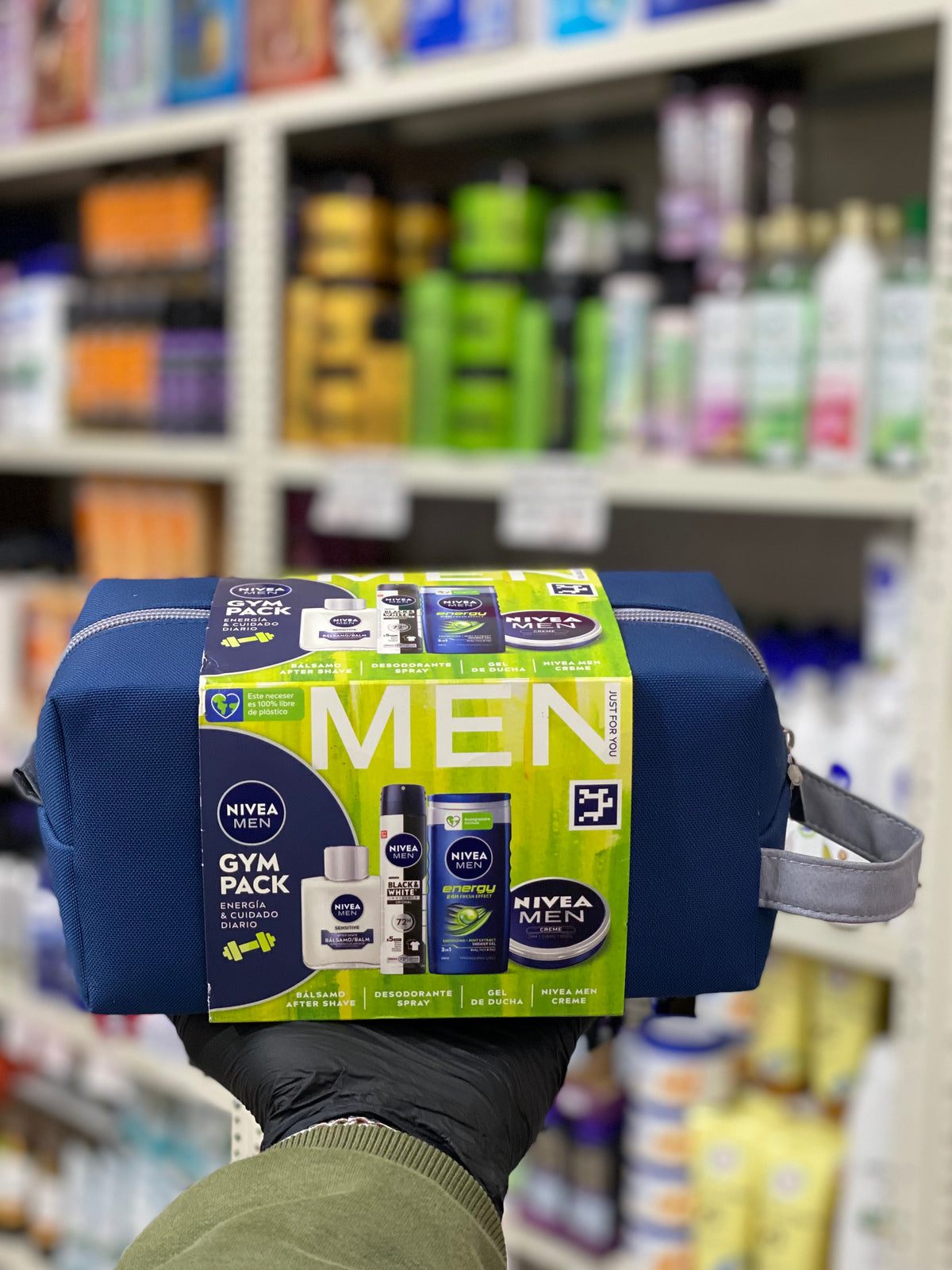 NIVEA MEN GYM PACK 5 Pieces  Shower Gel, Deodorant, Nivea Men Cream & After Shave lotion With Premium Bag