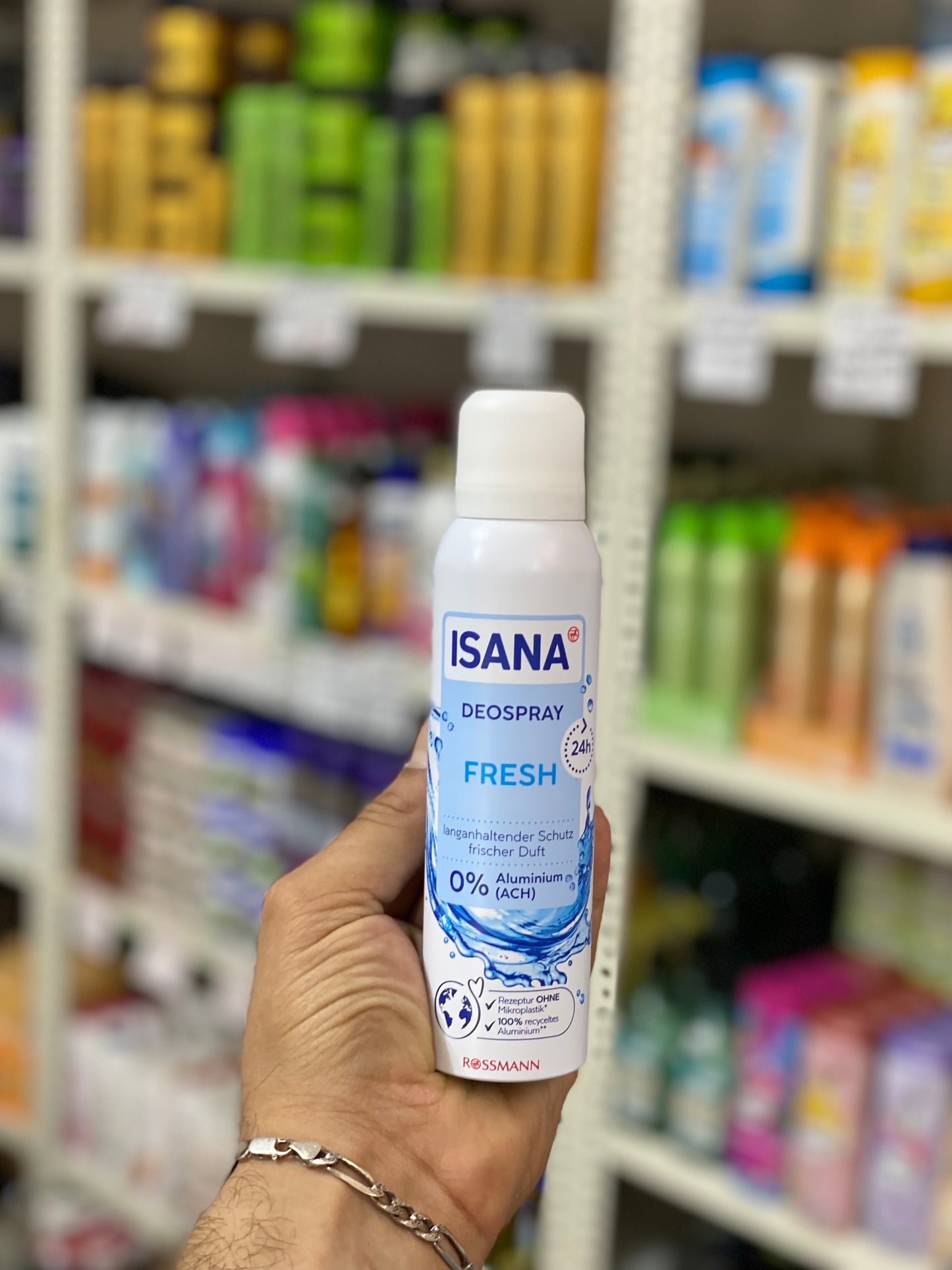 Isana Deodorant Deo-Body Spray. 150ml