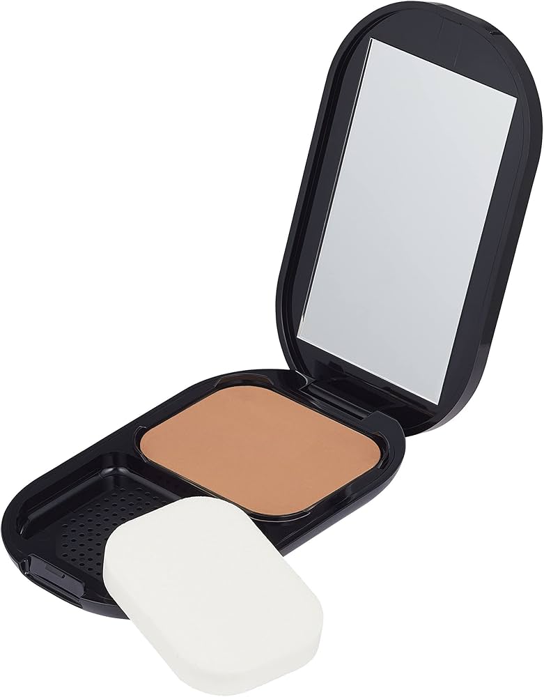 Max Factor facefinity compact foundation spf20. 009 CARAMEL